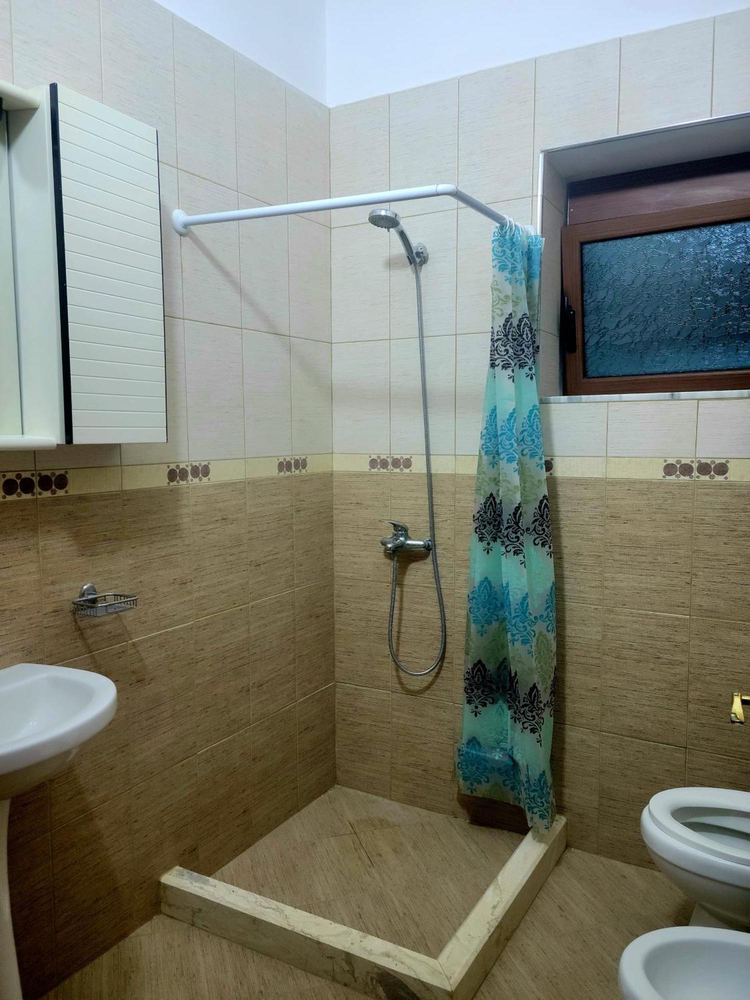 Villa Llanaj Berat Luaran gambar